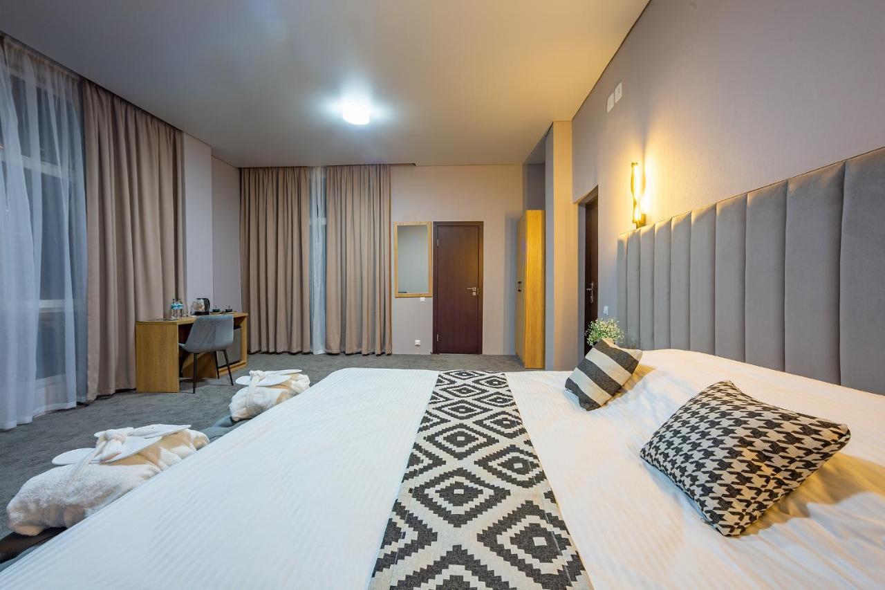 Green Land Hotel Gantiadi Extérieur photo